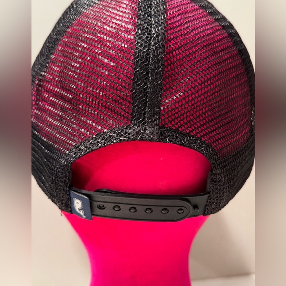 Vineyard Vines - Brown Camo Trucker Hat - Unisex - Picture 4 of 5